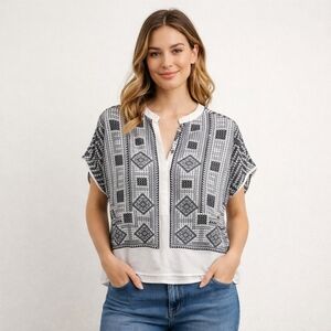 Philosophy Black and White Aztec Geometric Graphic Print Boxy Fit Blouse